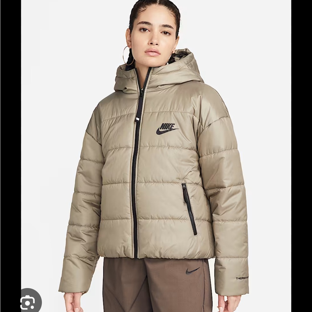 Nike Therma-Fit puffer